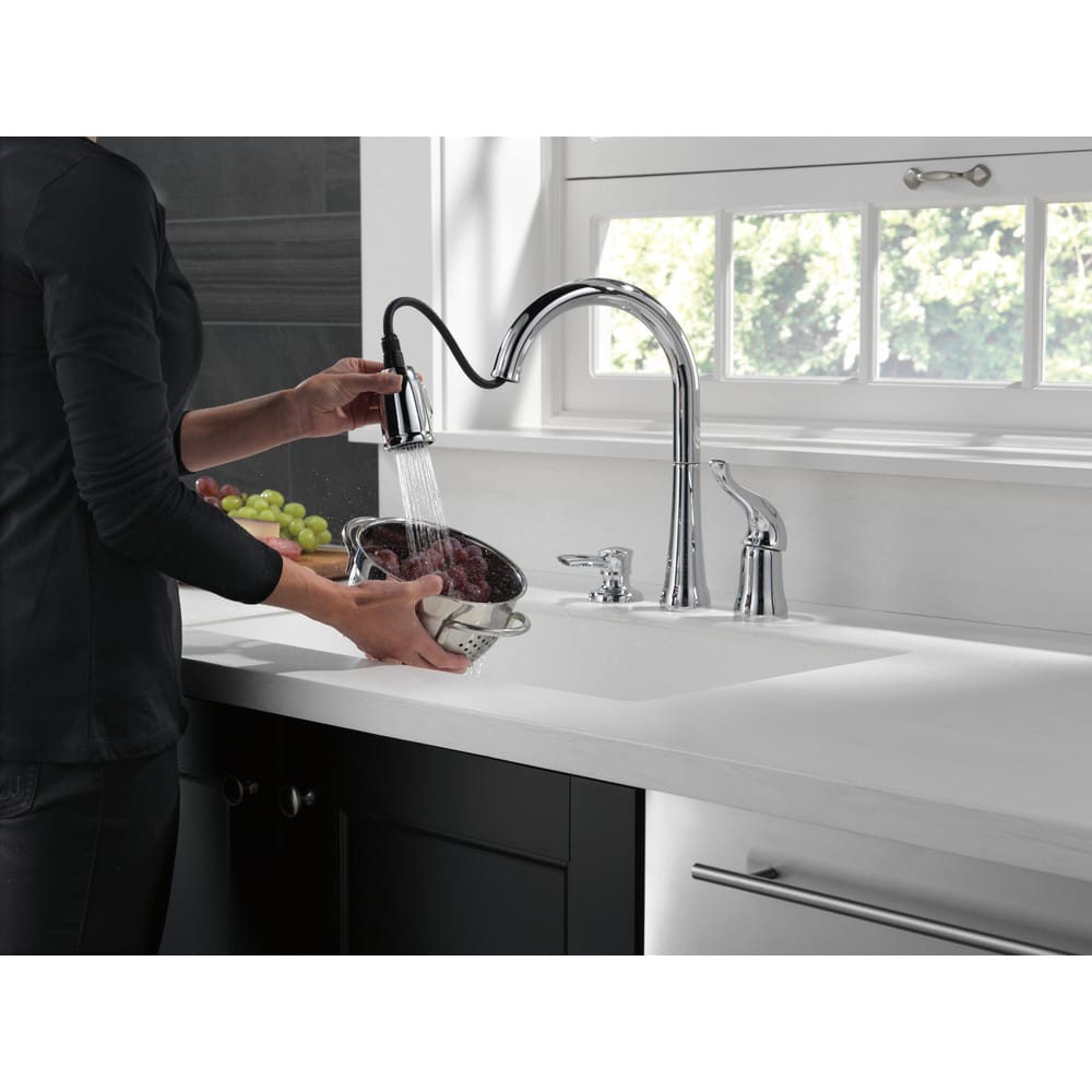 16970-SD-DST_MODEL_WATER_WEB