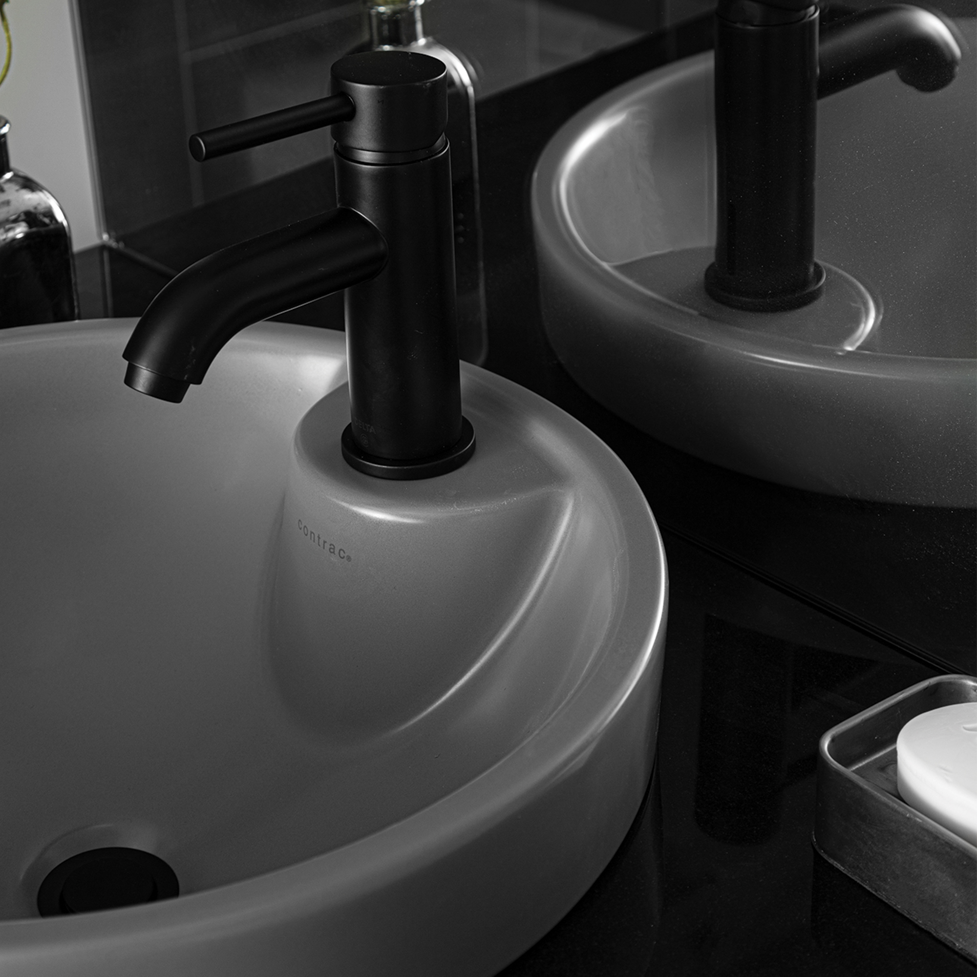 Contrac-Abbi-16⅝-Round-Vessel-Sink-9-Canada