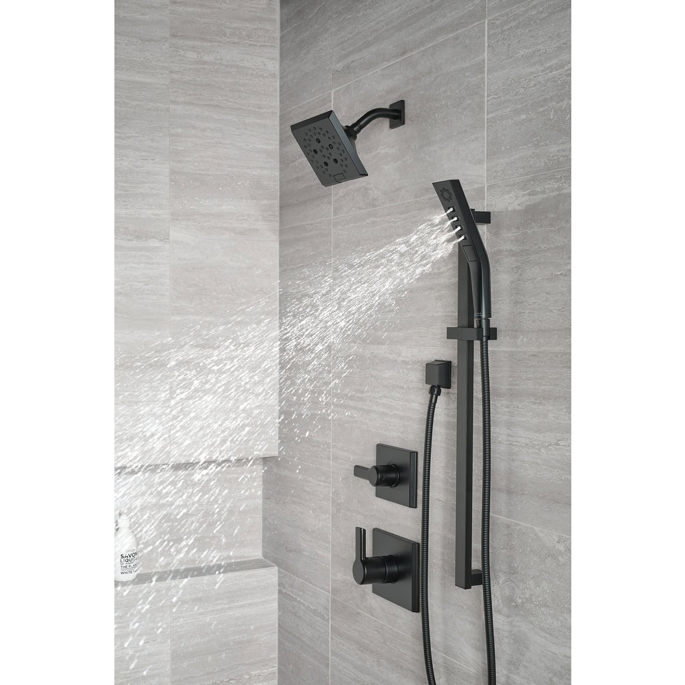T14299-BL_T11899-BL_51799-BL_50570-BL_MID_WATER_06_WEB