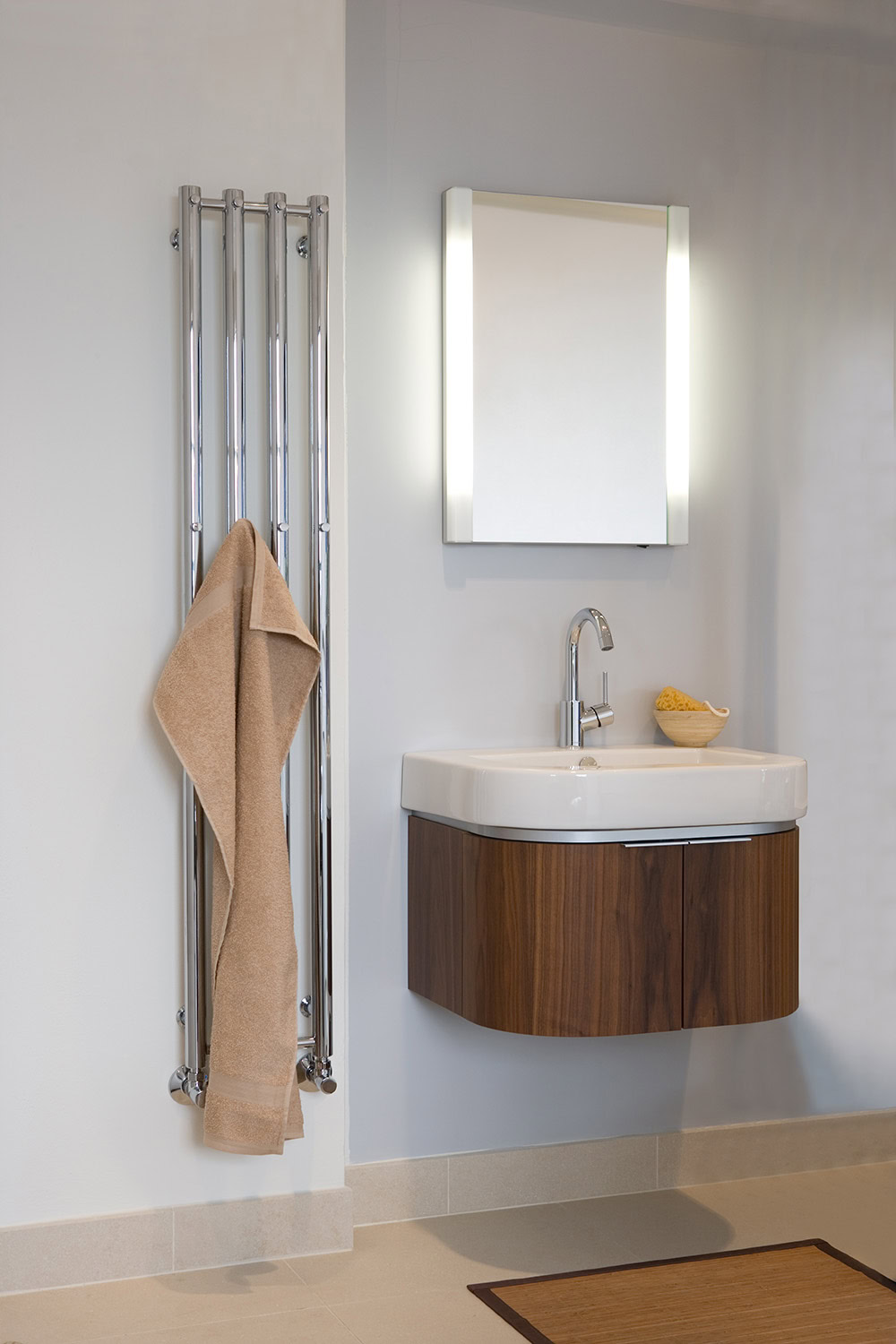 H8203 Scene3 TAPS DEPOT.LTD