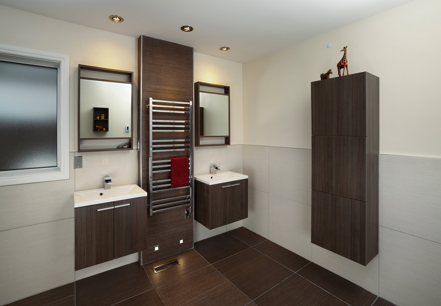 W3303 Scene 4 TAPS DEPOT.LTD